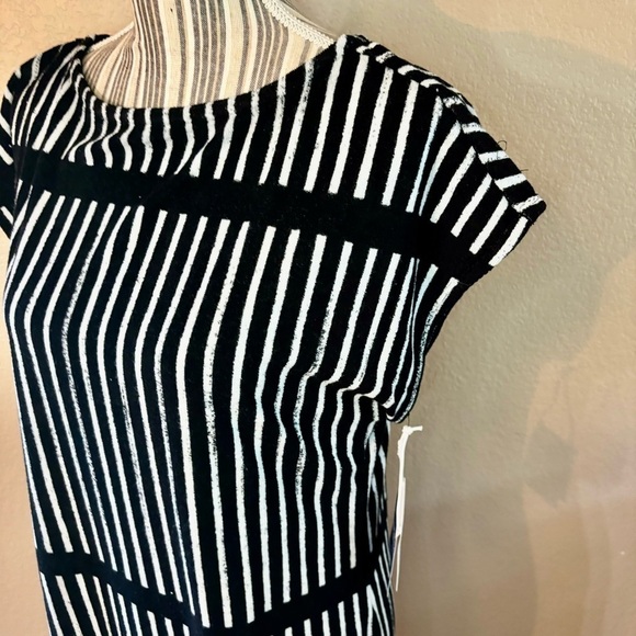 NWT Marimekko Swim Cover Dress Small Black White Terrycloth Short Sleeves - Picture 10 of 16